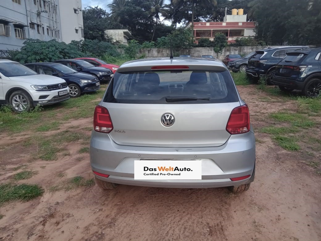 Volkswagen Polo(2014-2015) Highline 1.2l P